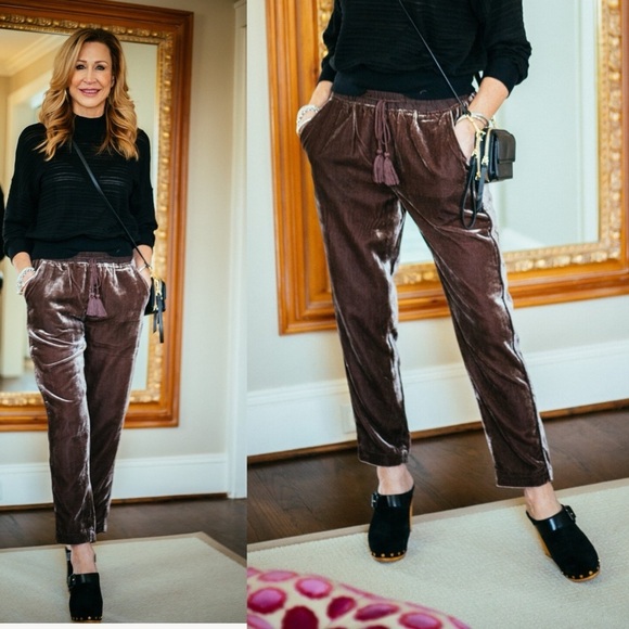 Veronica Beard Black and Tan Clogs - Picture 6 of 13